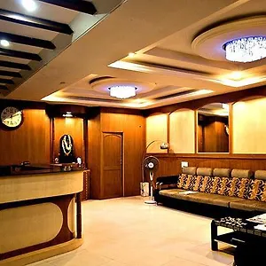  Hotel Mahendra